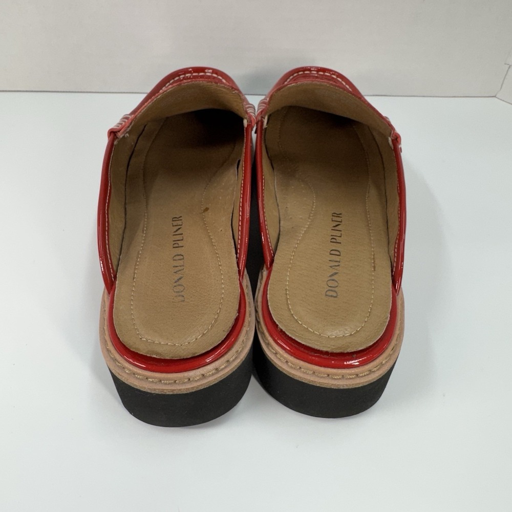 Donald Pliner Women's Hillie Crinkle Patent Slip On Loafers Tomato Red Size 8 - Picture 5 of 7